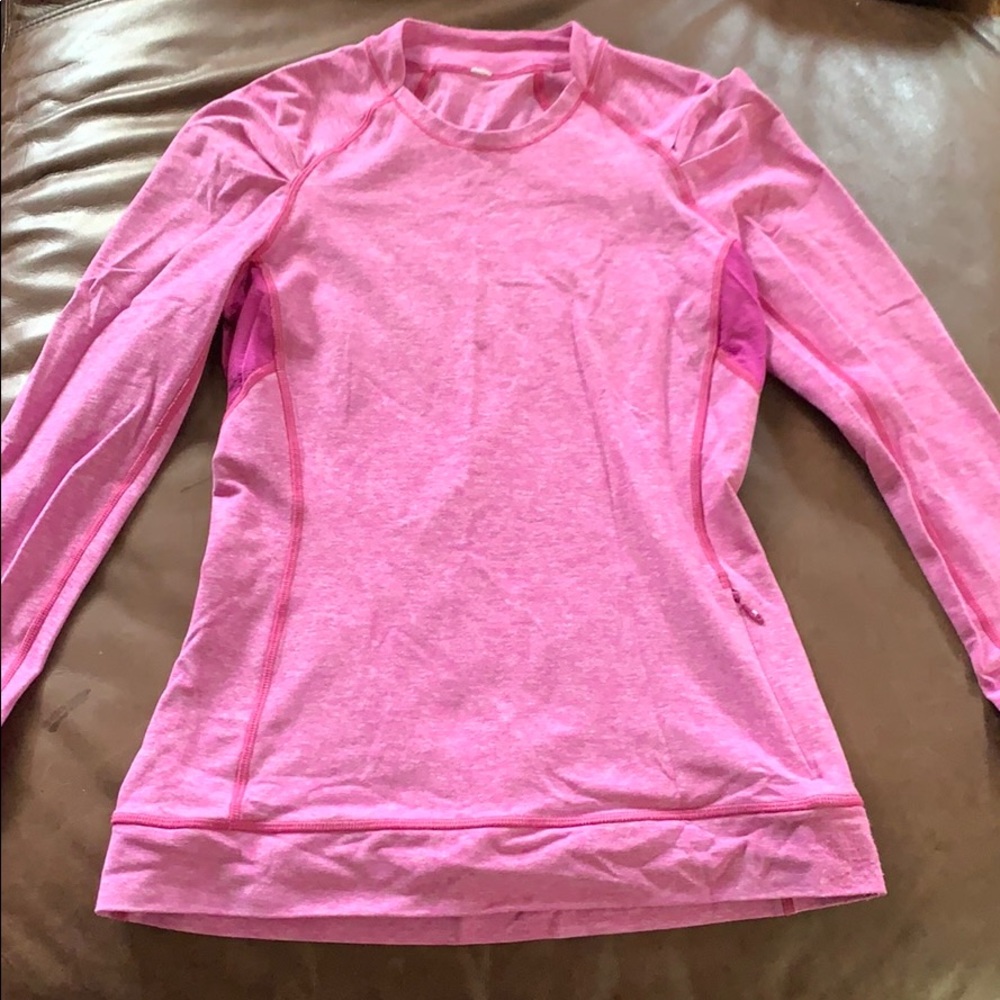 Pink Heather Long-sleeved Lulu top, size 6
